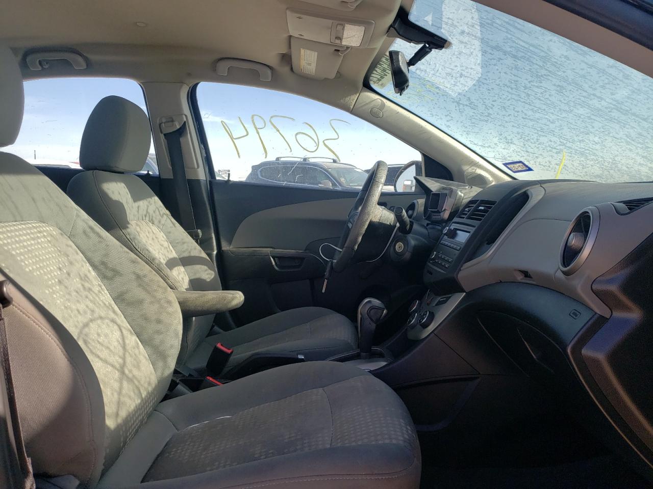 Photo 5 from auction – 2015 CHEVROLET SONIC LS with VIN 1G1JA5SH6F4133907