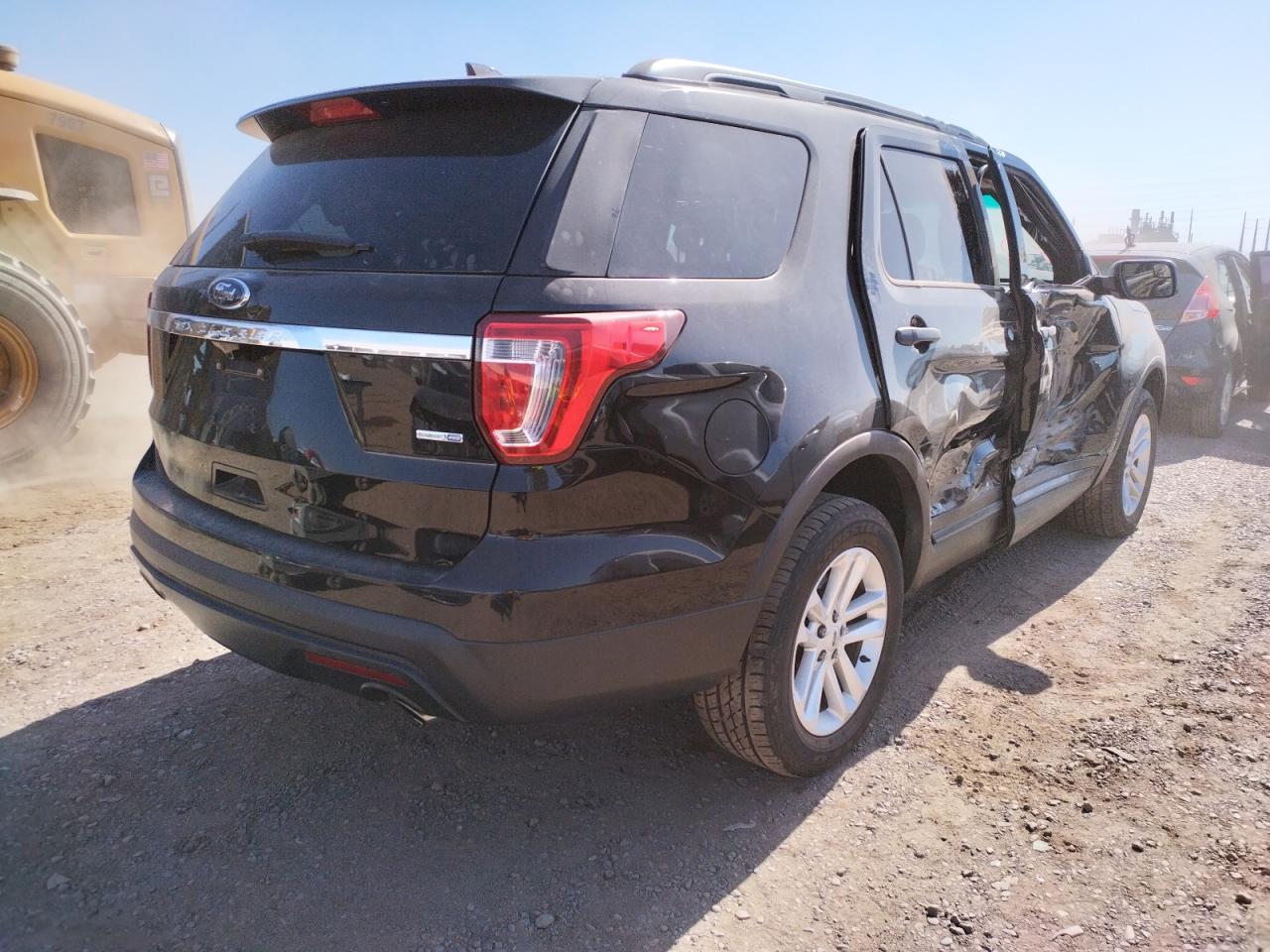 Photo 4 from auction – 2016 FORD EXPLORER with VIN 1FM5K8BH6GGD33432