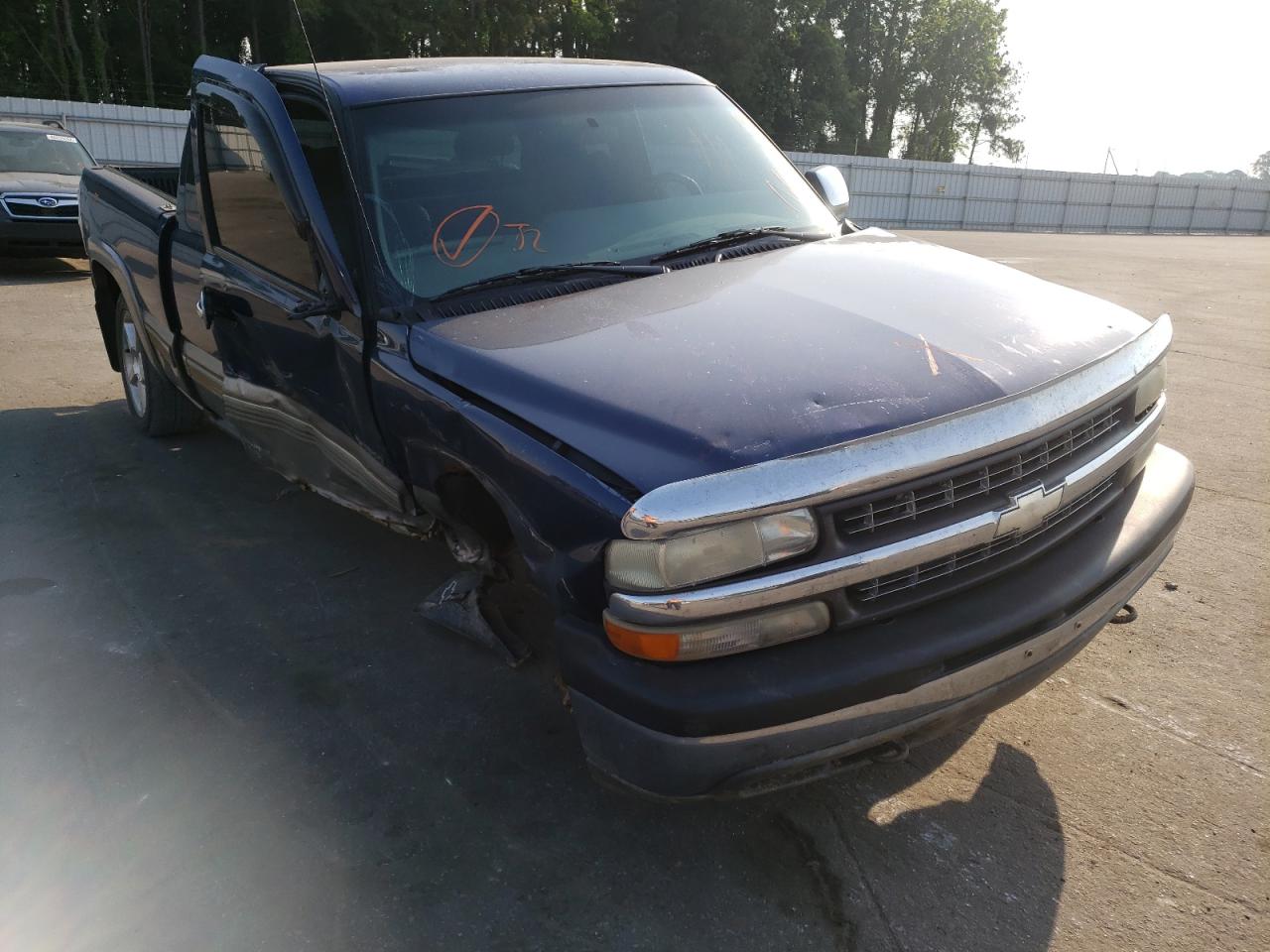 CHEVROLET SILVERADO 2000 with VIN 2GCEK19T1Y1357819 - Photo from auction
