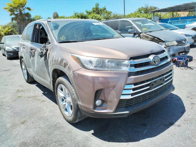 TOYOTA HIGHLANDER 2018 with VIN 5TDDZRFH6JS858368 - Photo from auction