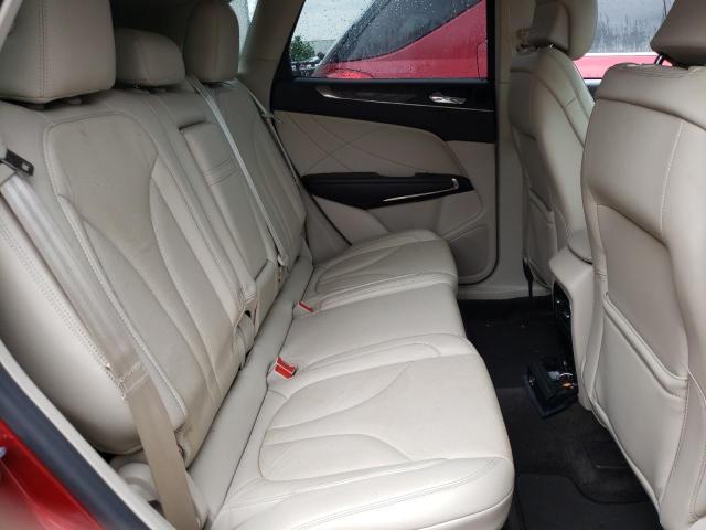 Photo 6 from auction – 2017 LINCOLN MKC RESERV with VIN 5LMCJ3D96HUL55787