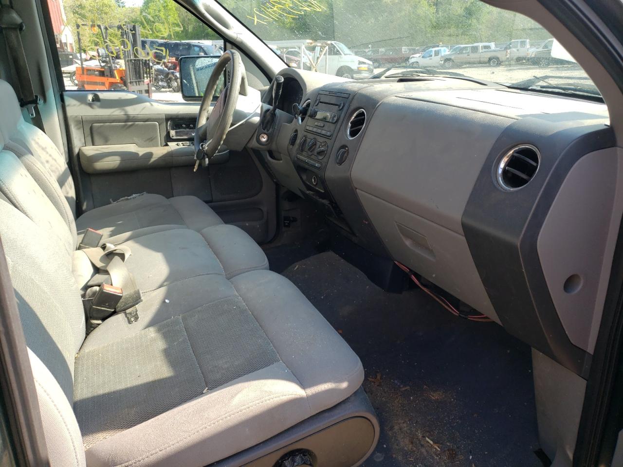 Photo 5 from auction – 2005 FORD F-150 with VIN 1FTPW14515KB80285