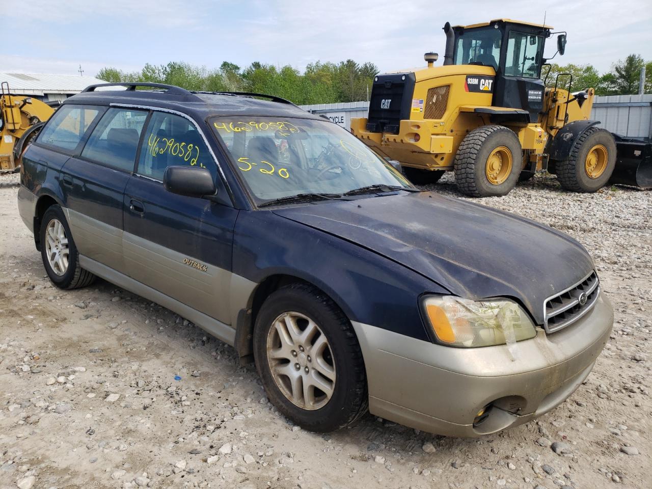 SUBARU LEGACY OUT 2001 with VIN 4S3BH665017651659 - Photo from auction