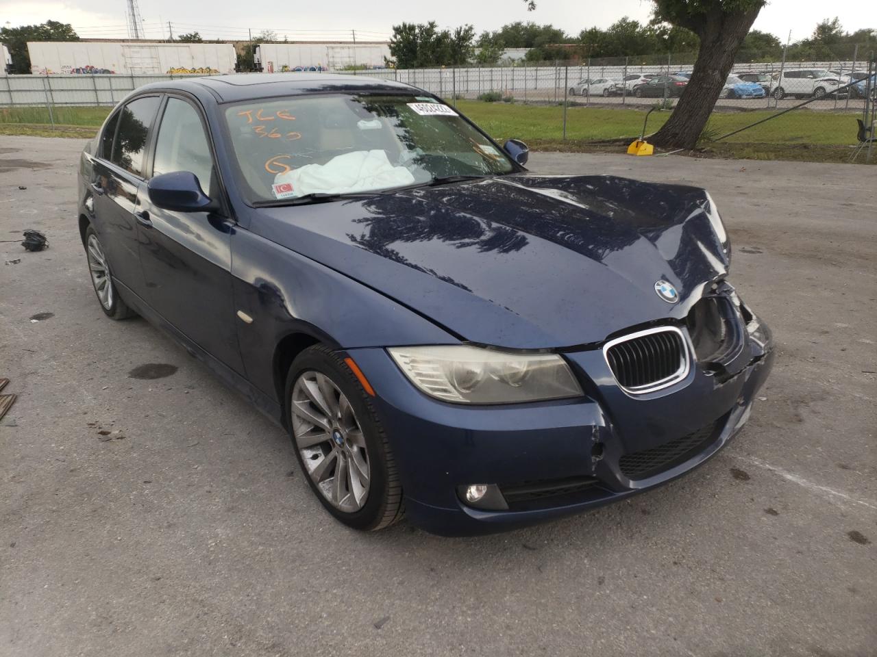 BMW 328 I 2011 with VIN WBAPH7C59BE675193 - Photo from auction