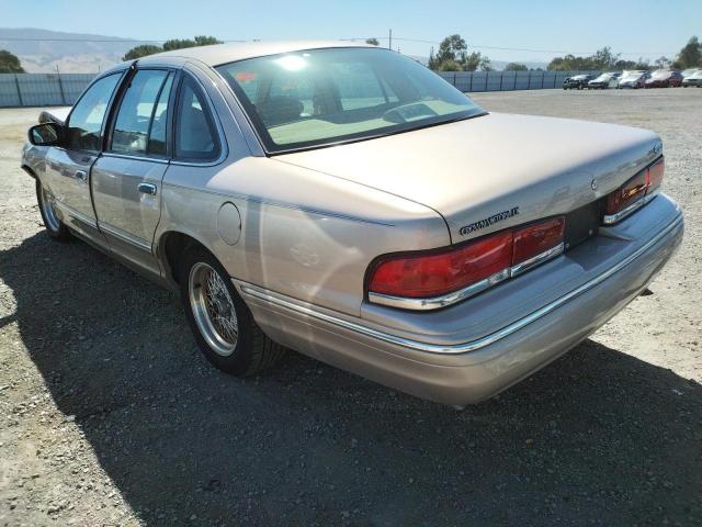 Photo 3 from auction – 1997 FORD CROWN VICT with VIN 2FALP74W7VX165090