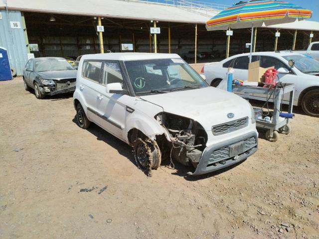 KIA SOUL 2013 with VIN KNDJT2A57D7496929 - Photo from auction