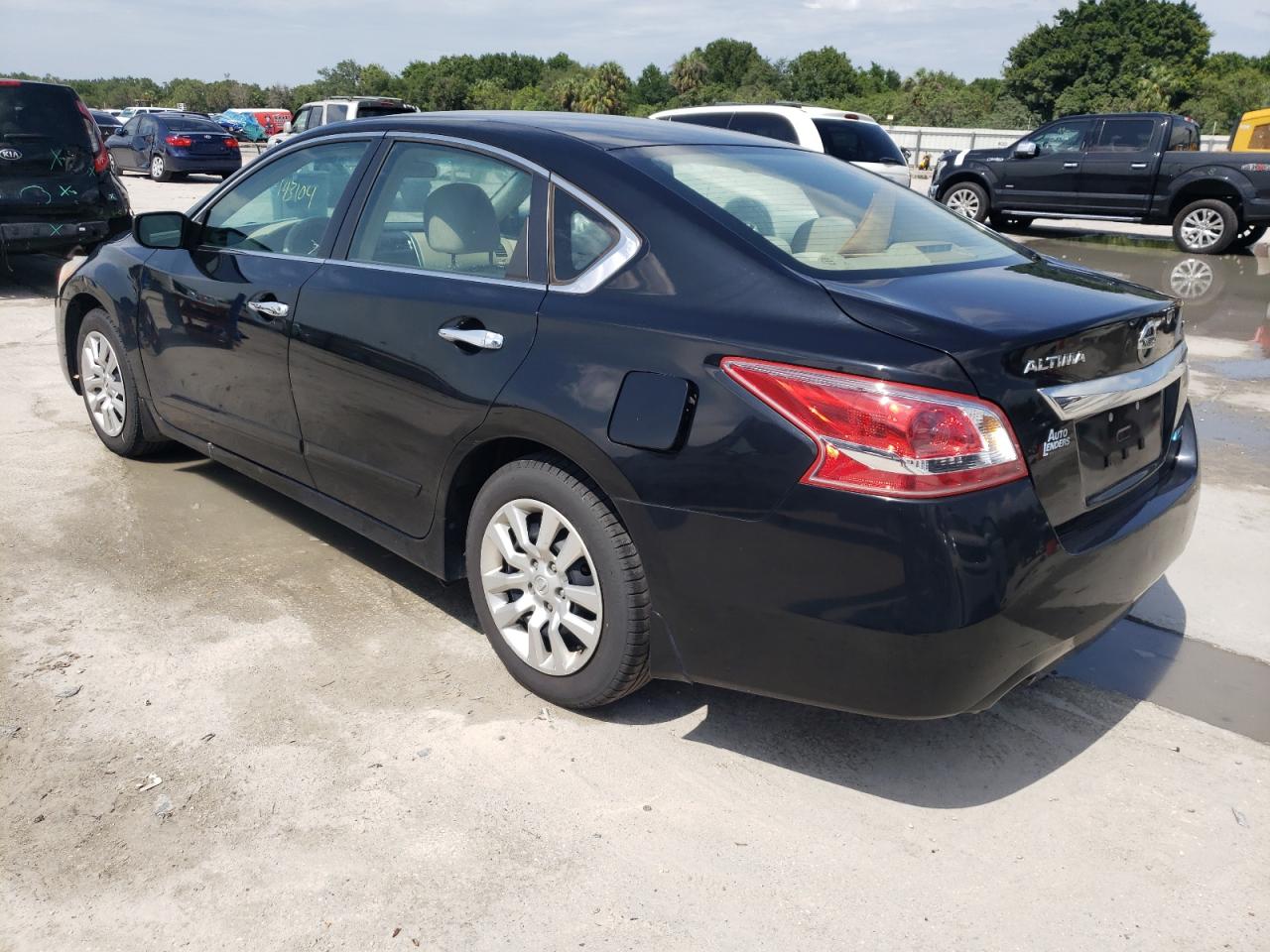 Photo 3 from auction – 2013 NISSAN ALTIMA 2.5 with VIN 1N4AL3AP7DC279949