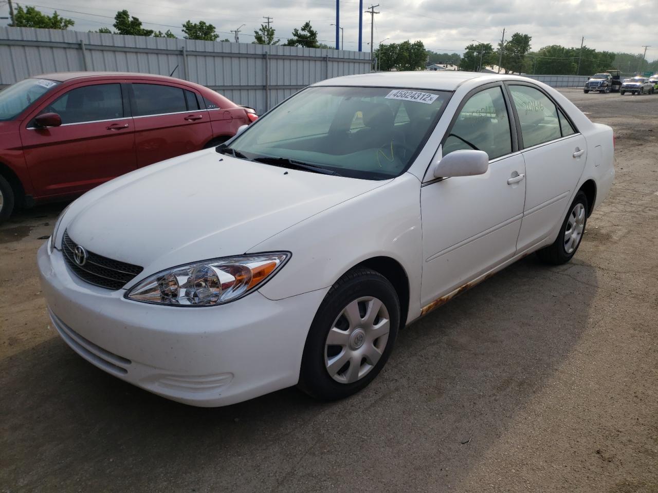 Photo 2 from auction – 2002 TOYOTA CAMRY LE with VIN 4T1BE32K22U065594
