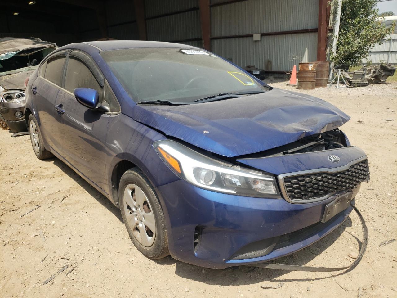Photo 1 from auction – 2018 KIA FORTE LX with VIN 3KPFL4A78JE177165