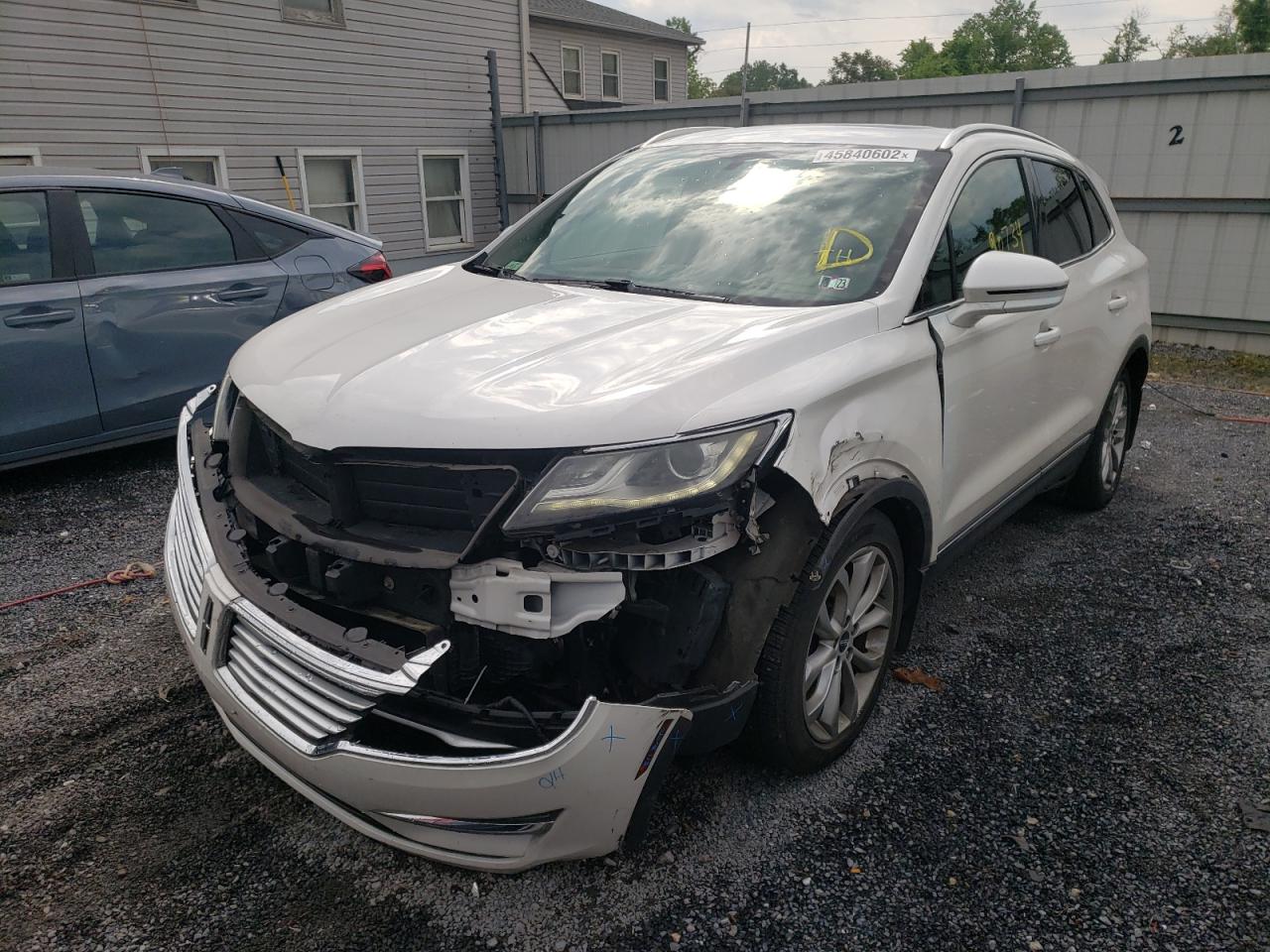 Photo 2 from auction – 2015 LINCOLN MKC with VIN 5LMCJ2A91FUJ14201