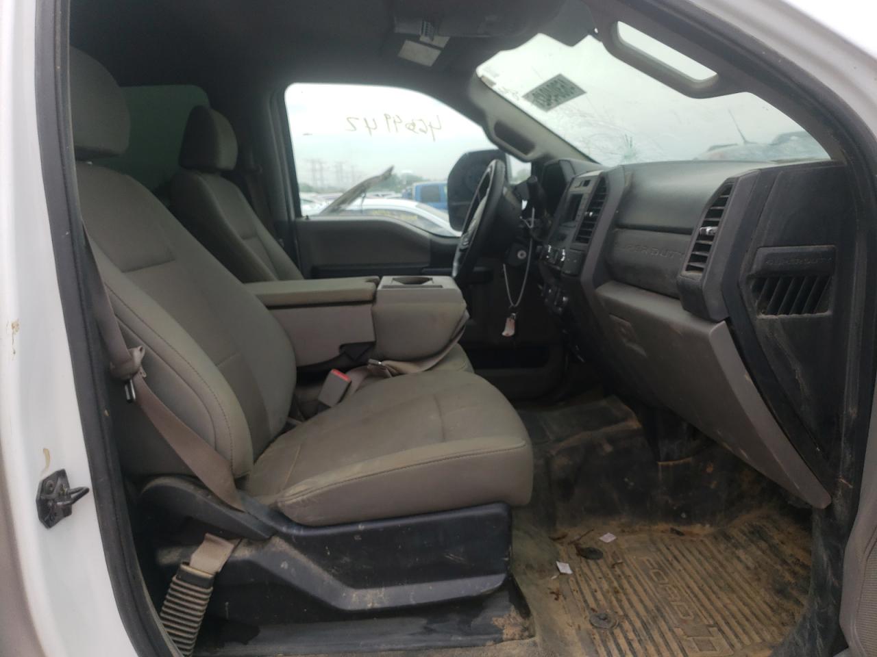 Photo 5 from auction – 2017 FORD F250 SUPER with VIN 1FT7W2B69HEE65286