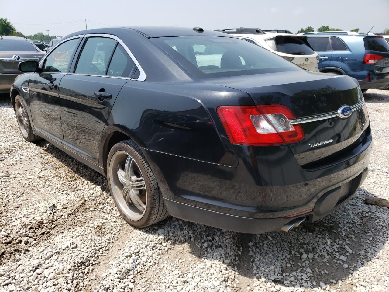 Photo 3 from auction – 2011 FORD TAURUS SEL with VIN 1FAHP2EW1BG165594