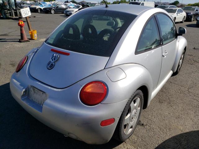 Photo 4 from auction – 2000 VOLKSWAGEN NEW BEETLE with VIN 3VWCC21C6YM444336