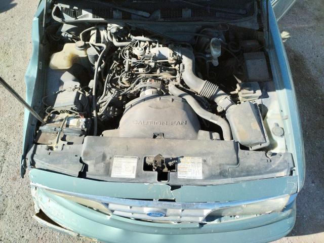 Photo 7 from auction – 1997 FORD CROWN VICT with VIN 2FALP74W6VX195441