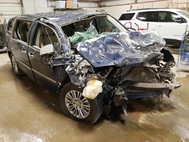 Photo 1 from auction – 2013 CHRYSLER TOWN & COU with VIN 2C4RC1CG7DR625598