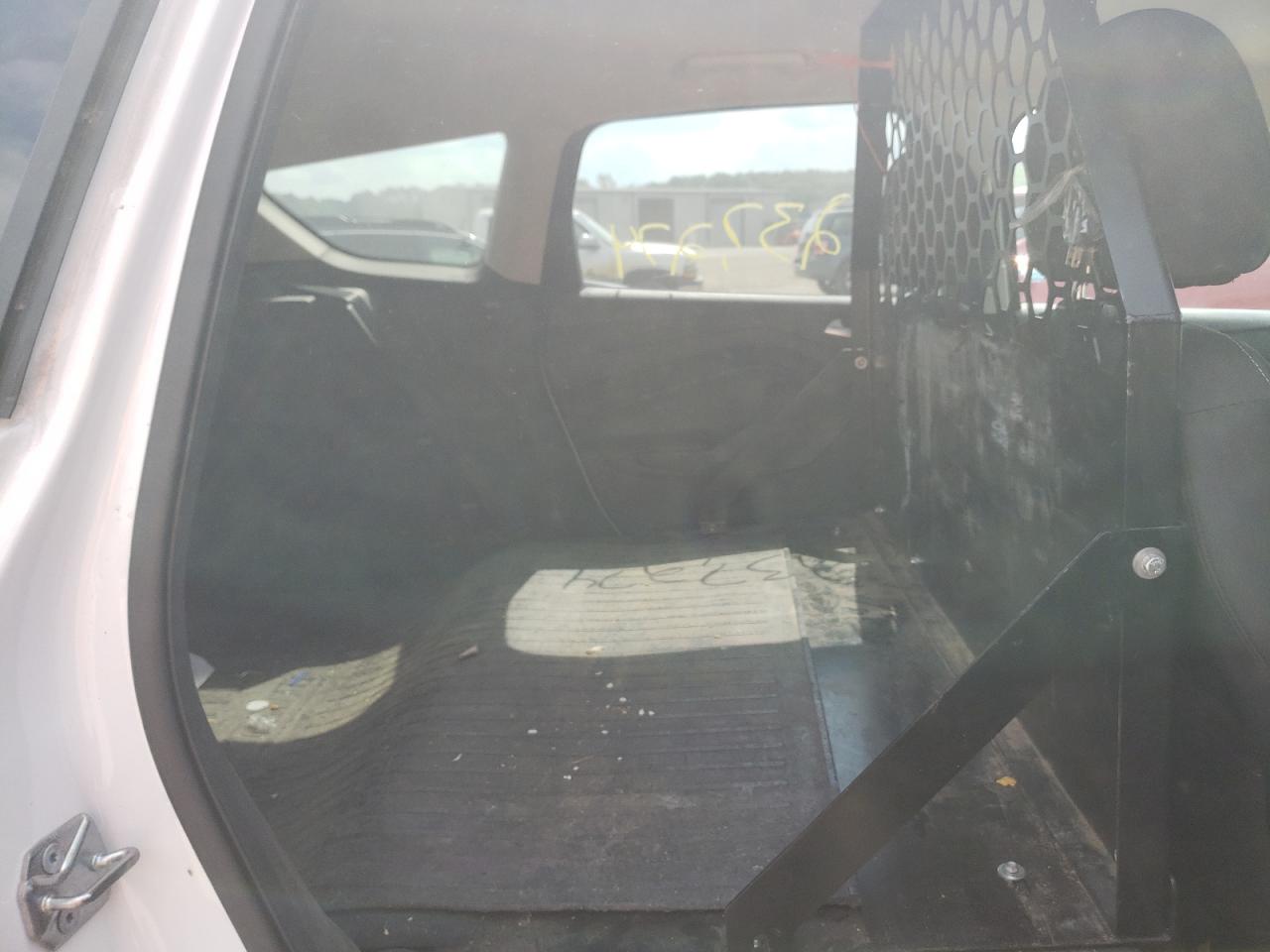 Photo 6 from auction – 2017 FORD ESCAPE SE with VIN 1FMCU0GDXHUE94894