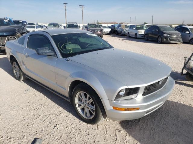 FORD MUSTANG 2005 with VIN 1ZVFT80N155156910 - Photo from auction