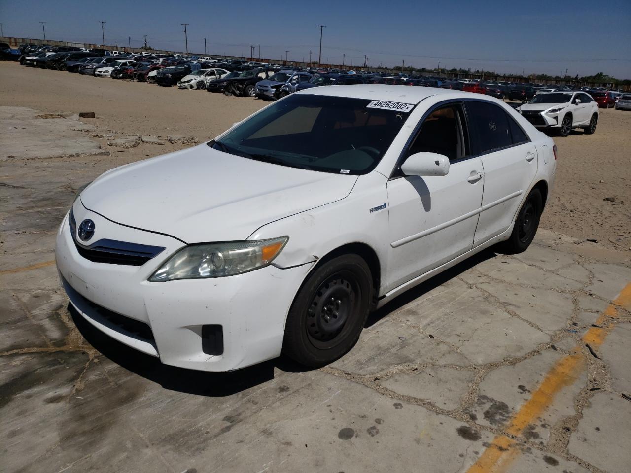 Photo 2 from auction – 2011 TOYOTA CAMRY HYBR with VIN 4T1BB3EK2BU136099
