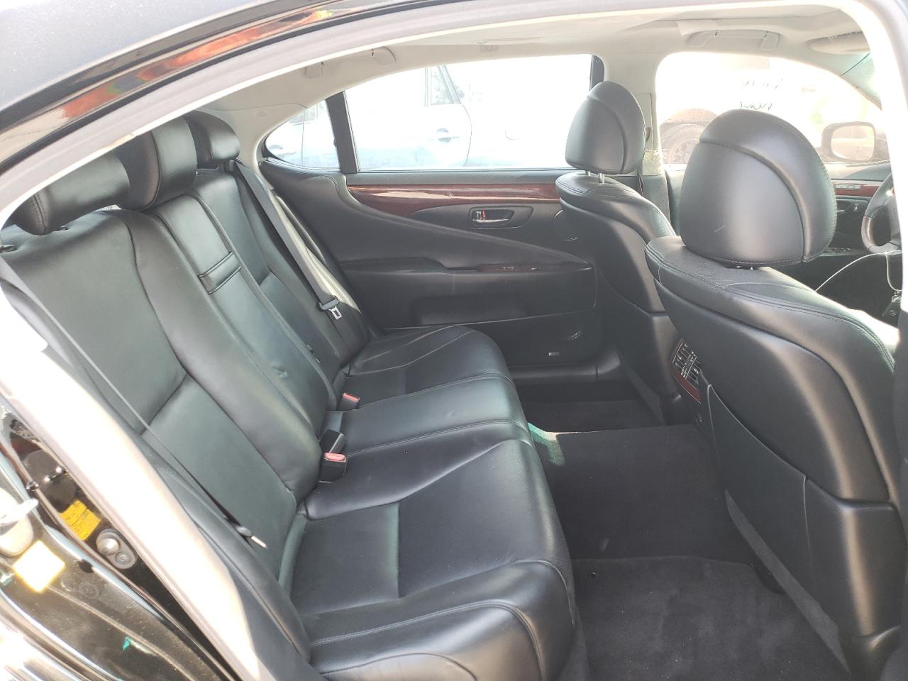 Photo 6 from auction – 2012 LEXUS LS 460L with VIN JTHGL5EF9C5046626