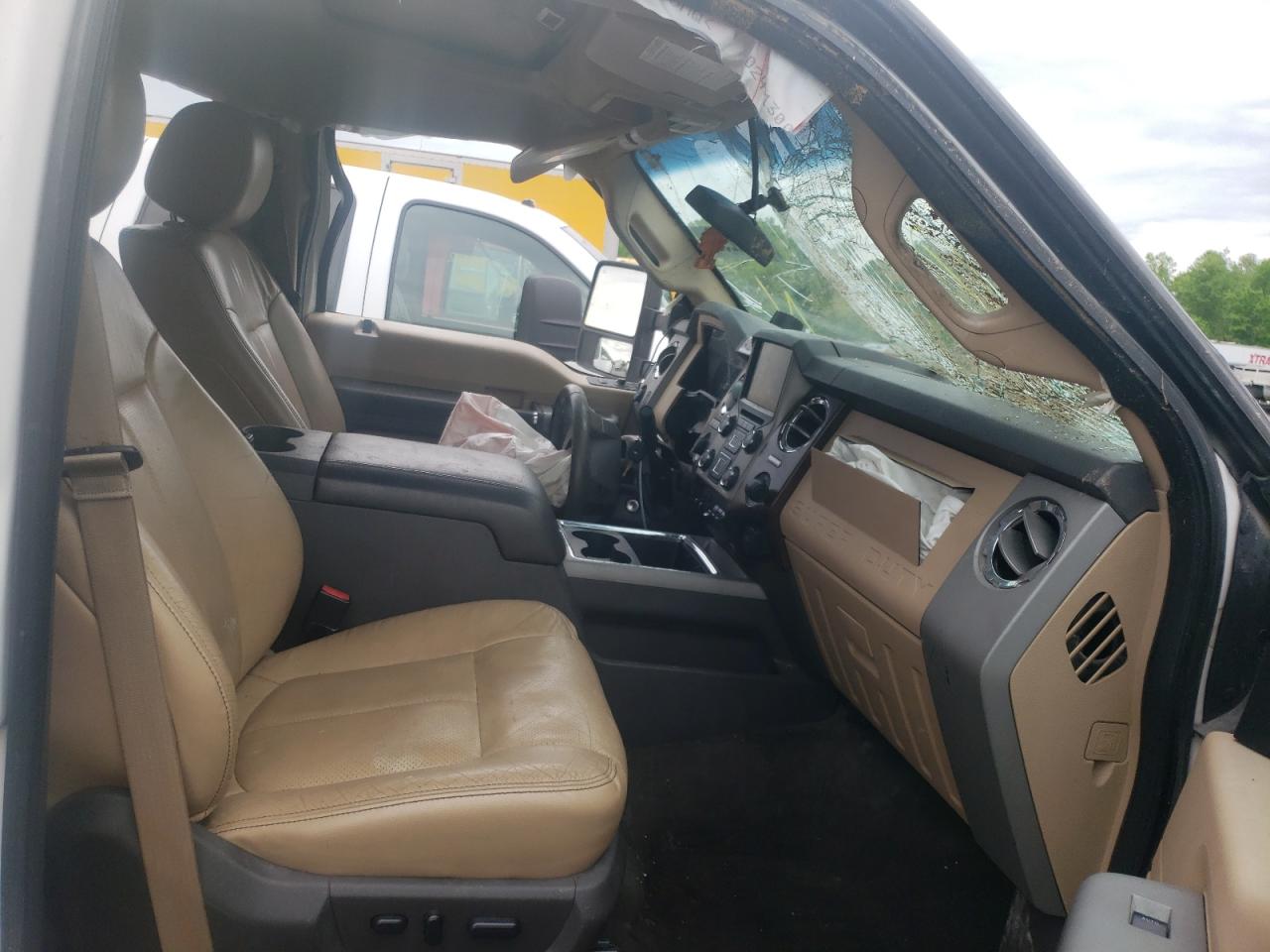 صورة رقم 5 من المزاد - 2014 FORD F250 SUPER مع VIN 1FT7W2BTXEEB32788