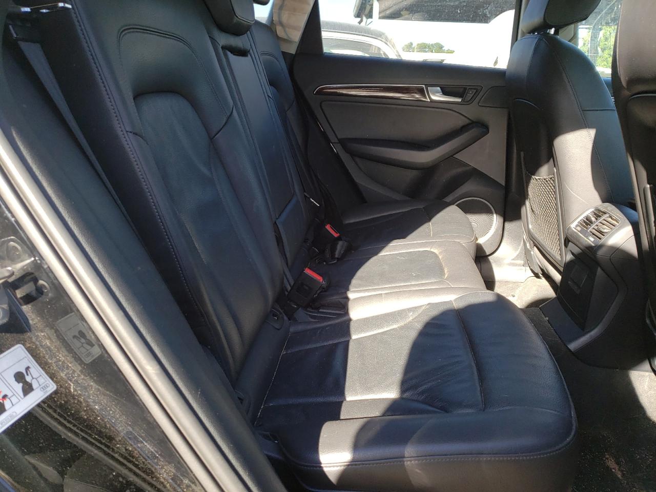 Photo 6 from auction – 2015 AUDI Q5 PREMIUM with VIN WA1LFAFP6FA133512
