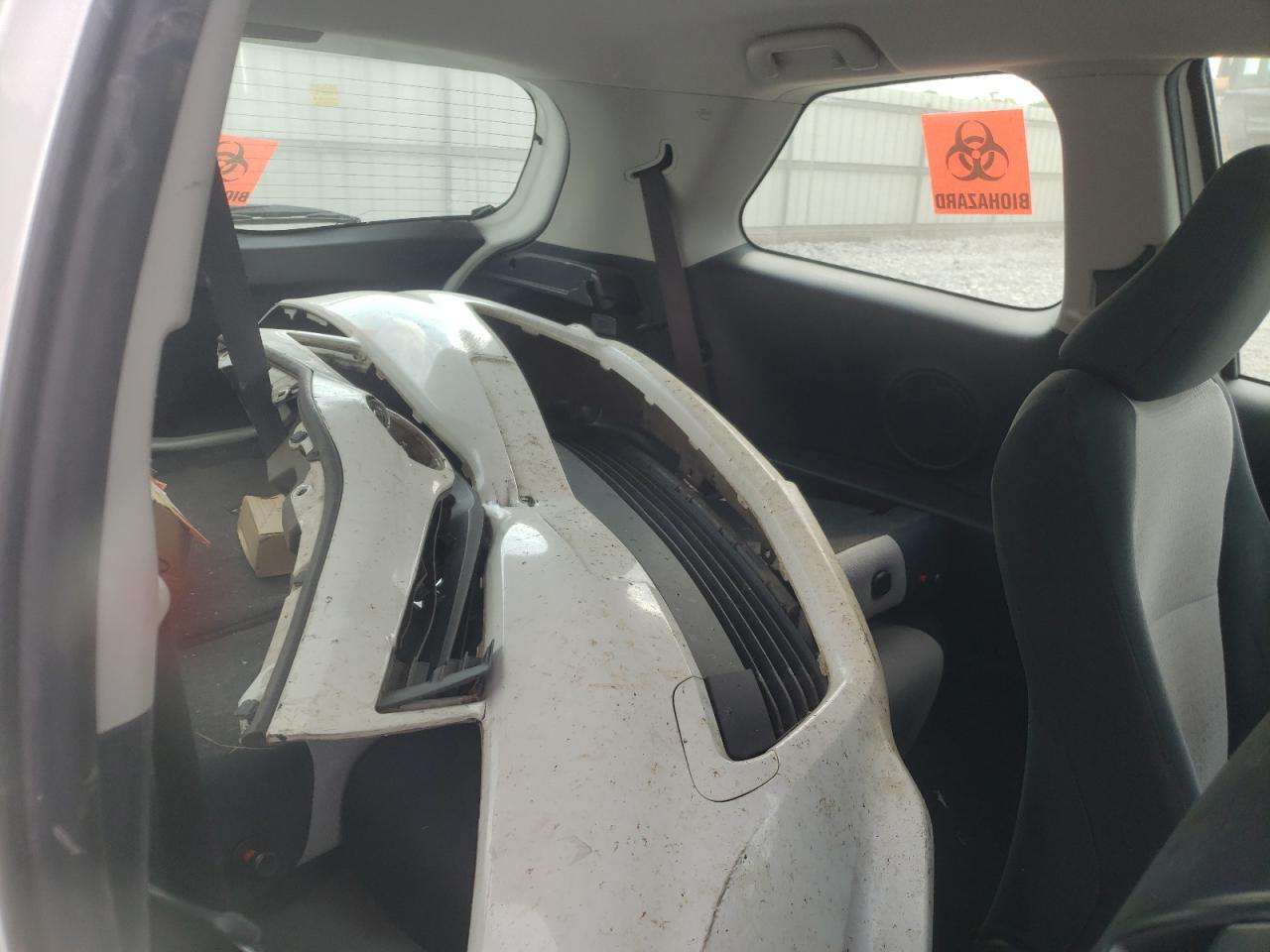 Photo 6 from auction – 2014 TOYOTA YARIS with VIN JTDJTUD31ED588935