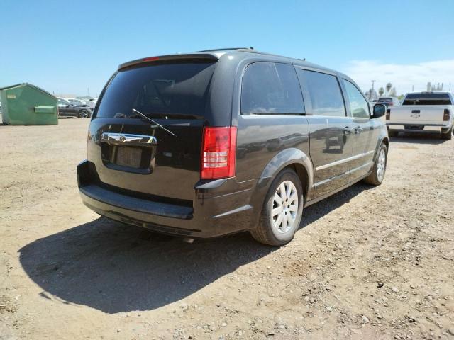 Photo 4 from auction – 2010 CHRYSLER TOWN & COU with VIN 2A4RR8DX5AR438985