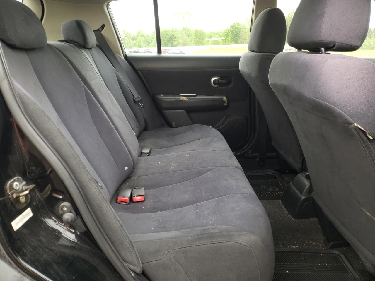 Photo 18 from auction – 2007 NISSAN VERSA S with VIN 3N1BC13E47L395118