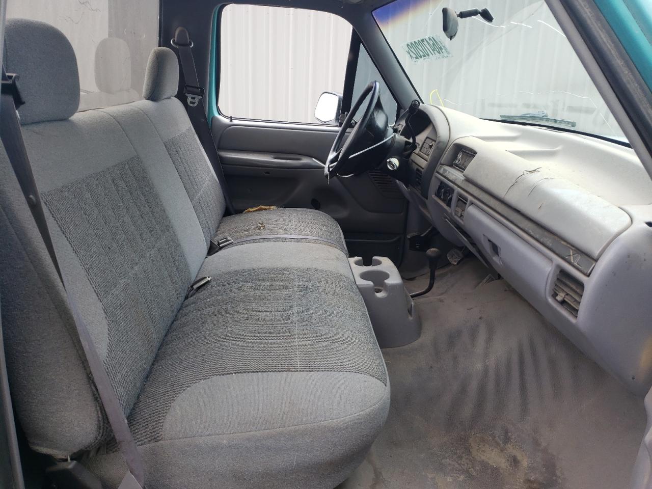 Photo 5 from auction – 1994 FORD F150 with VIN 1FTEF14N6RLA50087