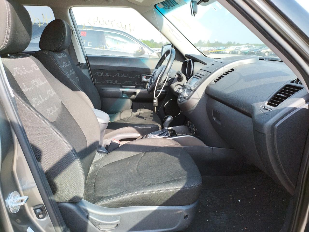 Foto 5 de la subasta – 2013 KIA SOUL + con VIN KNDJT2A62D7599121