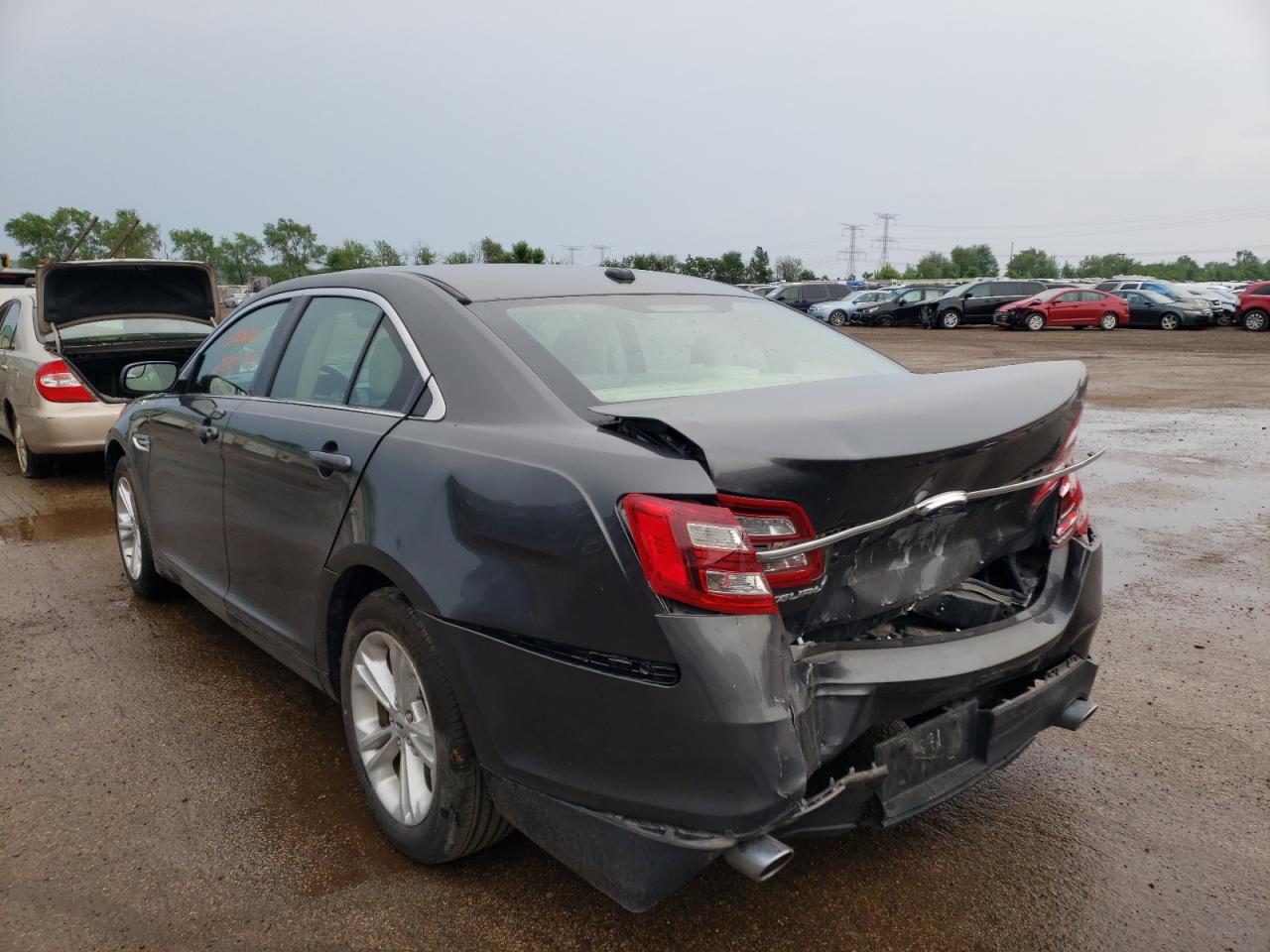 Photo 3 from auction – 2019 FORD TAURUS SE with VIN 1FAHP2D89KG114881