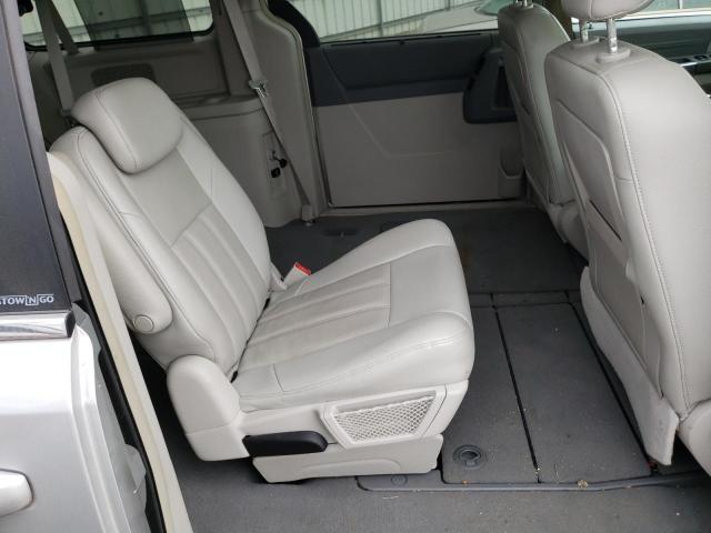 Photo 6 from auction – 2008 CHRYSLER TOWN & COU with VIN 2A8HR54P18R115004