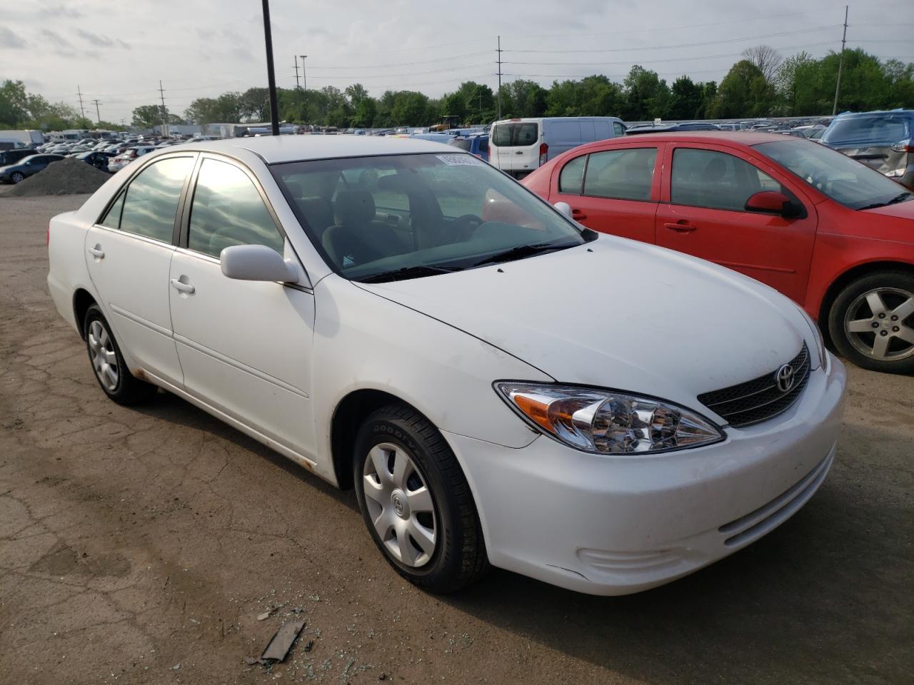 TOYOTA CAMRY LE 2002 with VIN 4T1BE32K22U065594 - Photo from auction