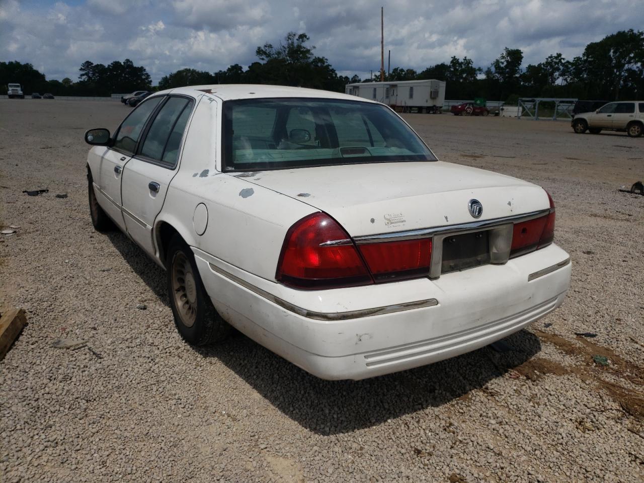 Photo 3 from auction – 2001 MERCURY GRAND MARQ with VIN 2MEFM75W01X659704