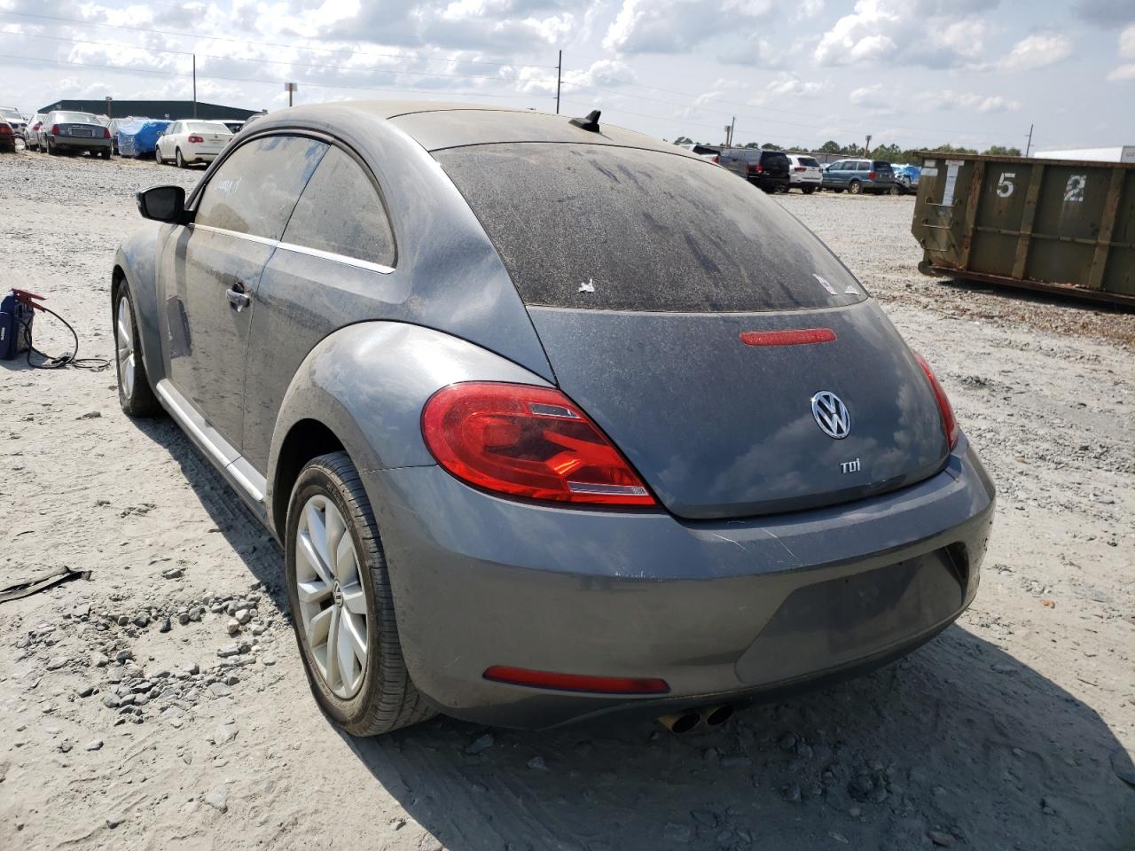 Photo 3 from auction – 2013 VOLKSWAGEN BEETLE with VIN 3VWRL7AT8DM680293