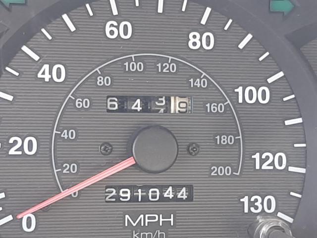 Photo 8 from auction – 2001 HYUNDAI ACCENT GL with VIN KMHCG45C01U190682