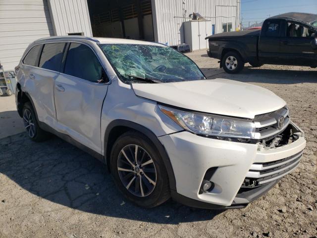 Photo 1 from auction – 2019 TOYOTA HIGHLANDER with VIN 5TDJZRFH5KS606714