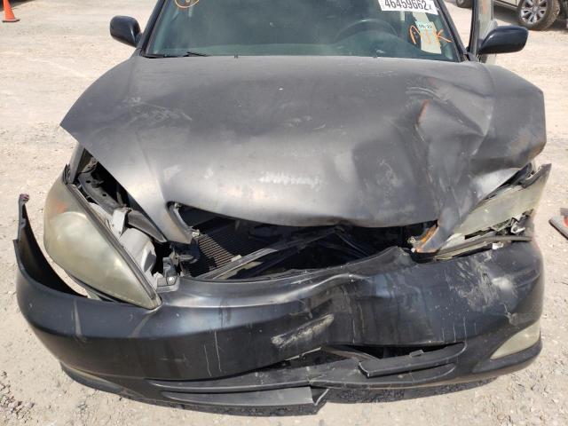 Photo 9 from auction – 2003 TOYOTA CAMRY LE with VIN JTDBE32K330226290