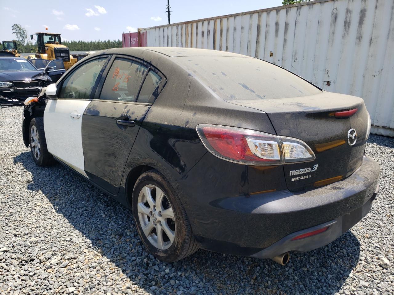 Photo 3 from auction – 2010 MAZDA 3 I with VIN JM1BL1SG5A1271406