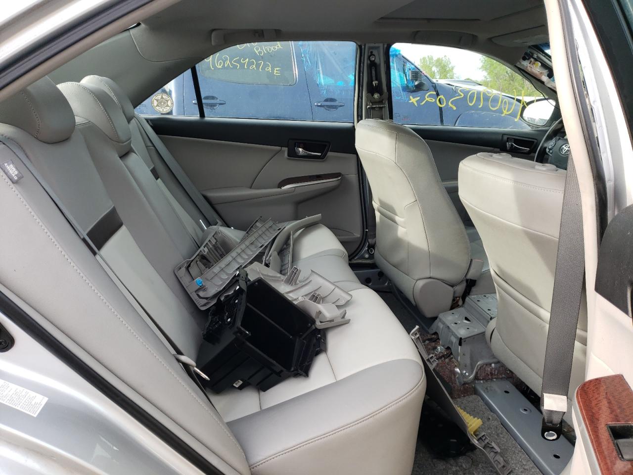 Foto 6 de la subasta – 2012 TOYOTA CAMRY BASE con VIN 4T1BF1FK8CU517898