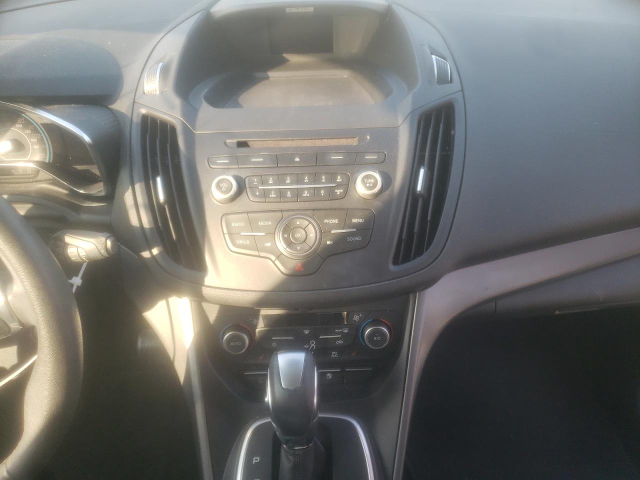 Photo 9 from auction – 2018 FORD C-MAX SE with VIN 1FADP5AU6JL100864