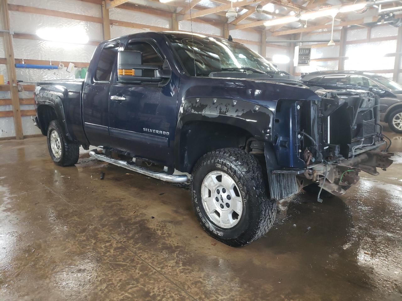 CHEVROLET SILVERADO 2010 with VIN 1GCSKSE37AZ109778 - Photo from auction