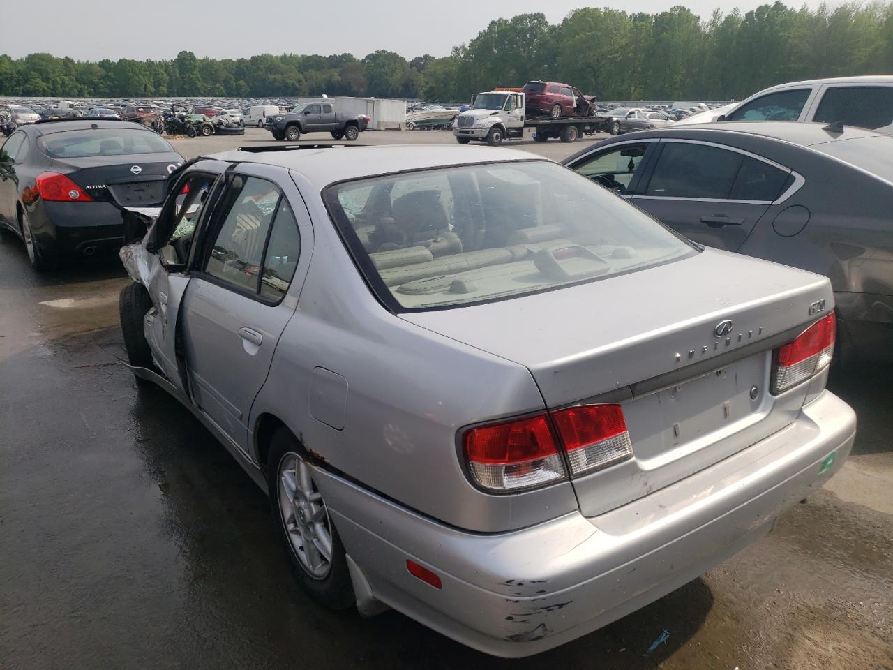 Photo 3 from auction – 2002 INFINITI G20 with VIN JNKCP11A42T507246