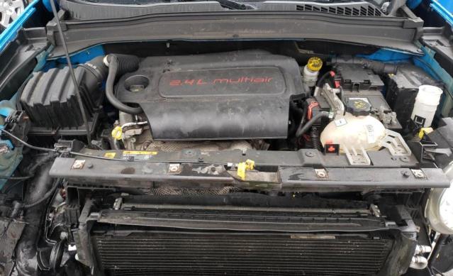 Photo 7 from auction – 2015 JEEP RENEGADE T with VIN ZACCJBCT7FPC09329