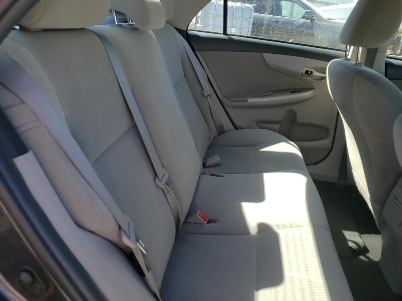 Photo 6 from auction – 2012 TOYOTA COROLLA BA with VIN 2T1BU4EE2CC859092