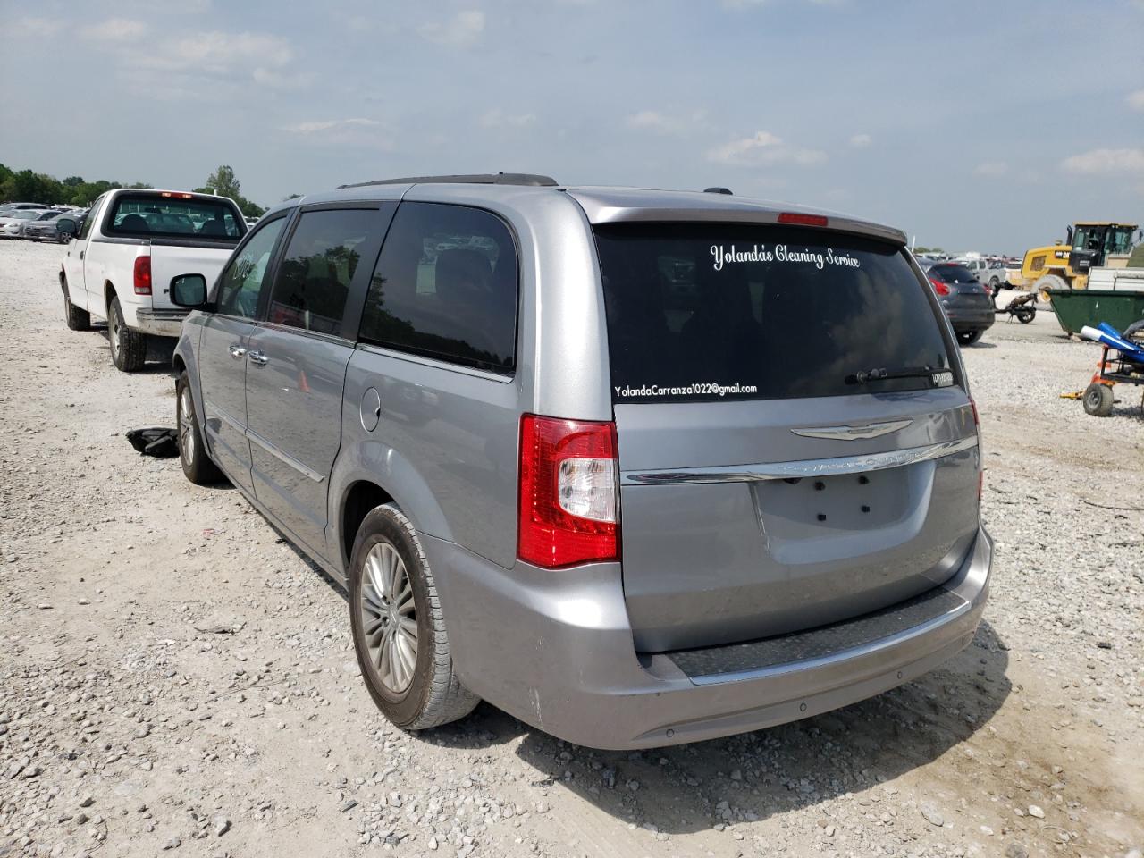 Photo 3 from auction – 2014 CHRYSLER TOWN & COU with VIN 2C4RC1CG9ER409706