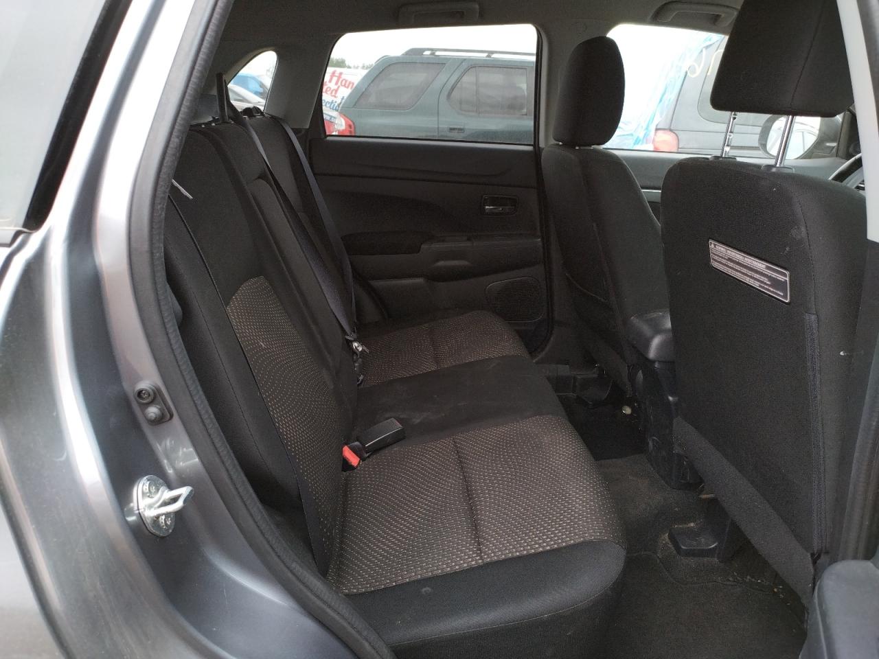 Photo 6 from auction – 2016 MITSUBISHI OUTLANDER with VIN JA4AR3AU2GZ026886