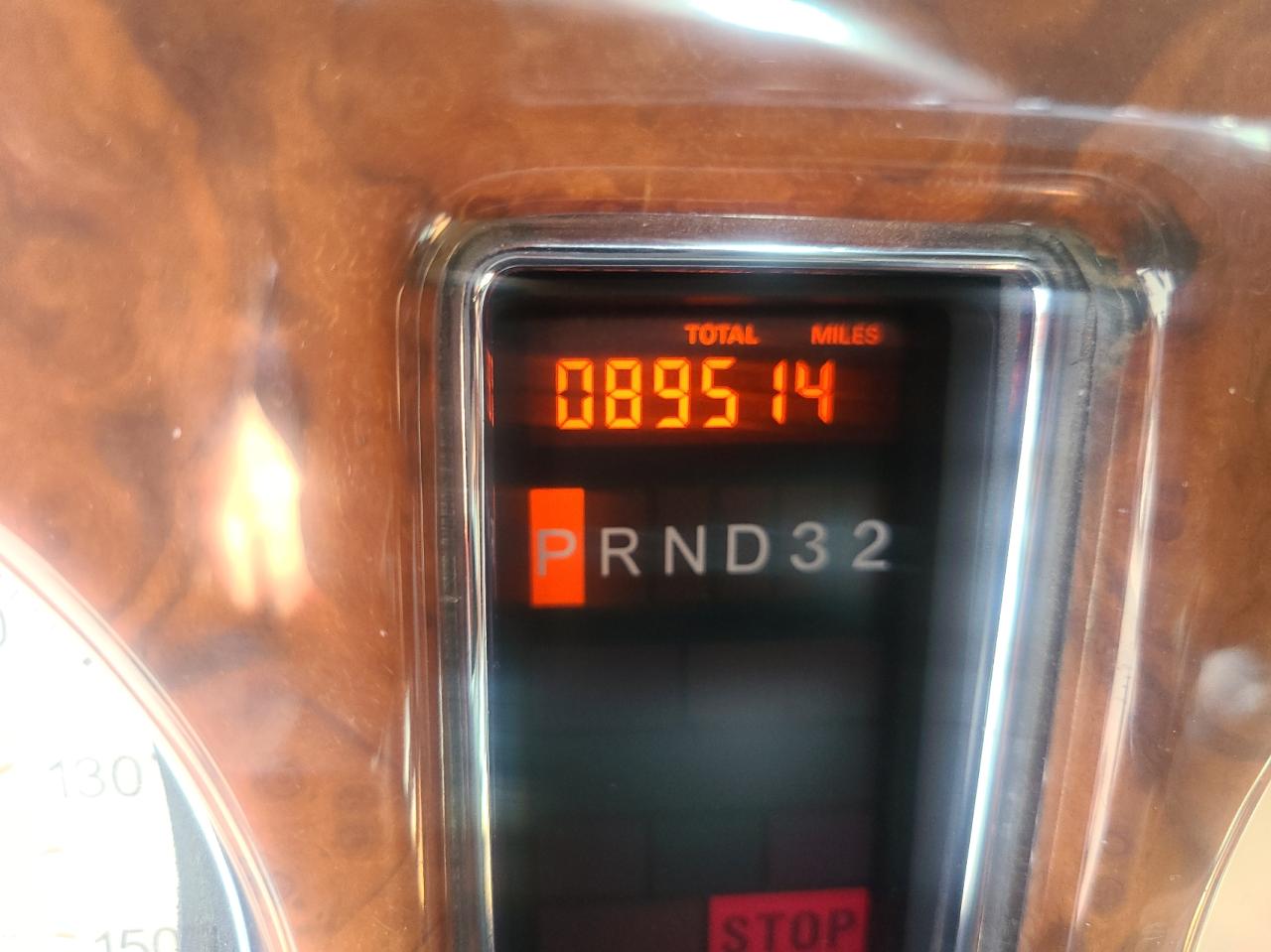 Photo 8 from auction – 2000 BENTLEY ARNAGE with VIN SCBLC31E4YCX04277