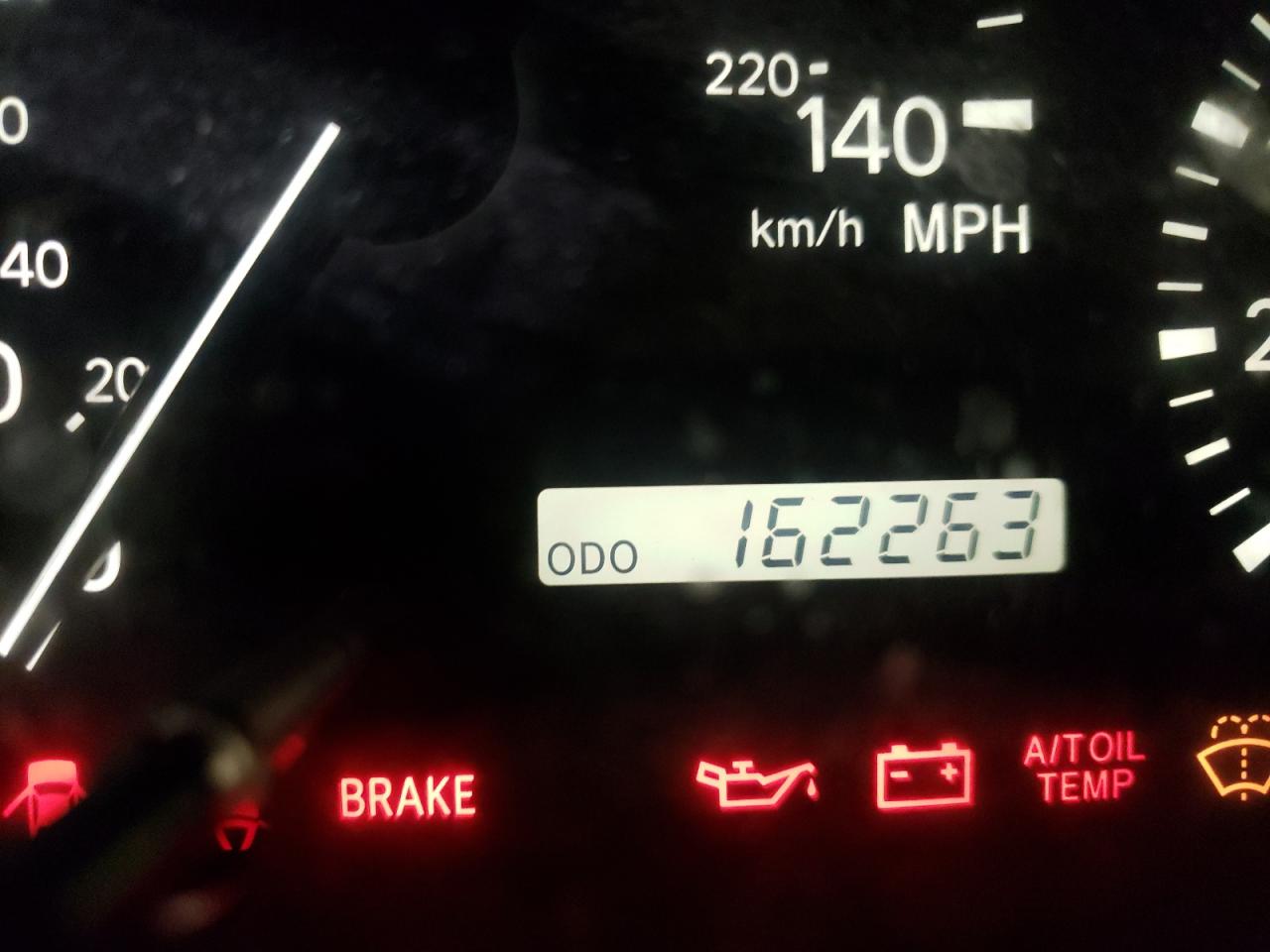 Photo 13 from auction – 2000 LEXUS RX 300 with VIN JT6HF10U0Y0144239