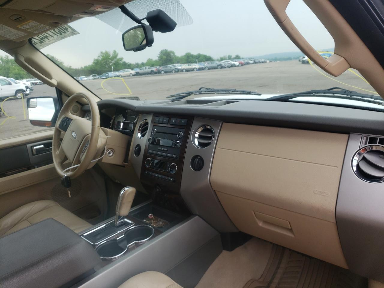 Photo 9 from auction – 2013 FORD EXPEDITION with VIN 1FMJK1J53DEF43927